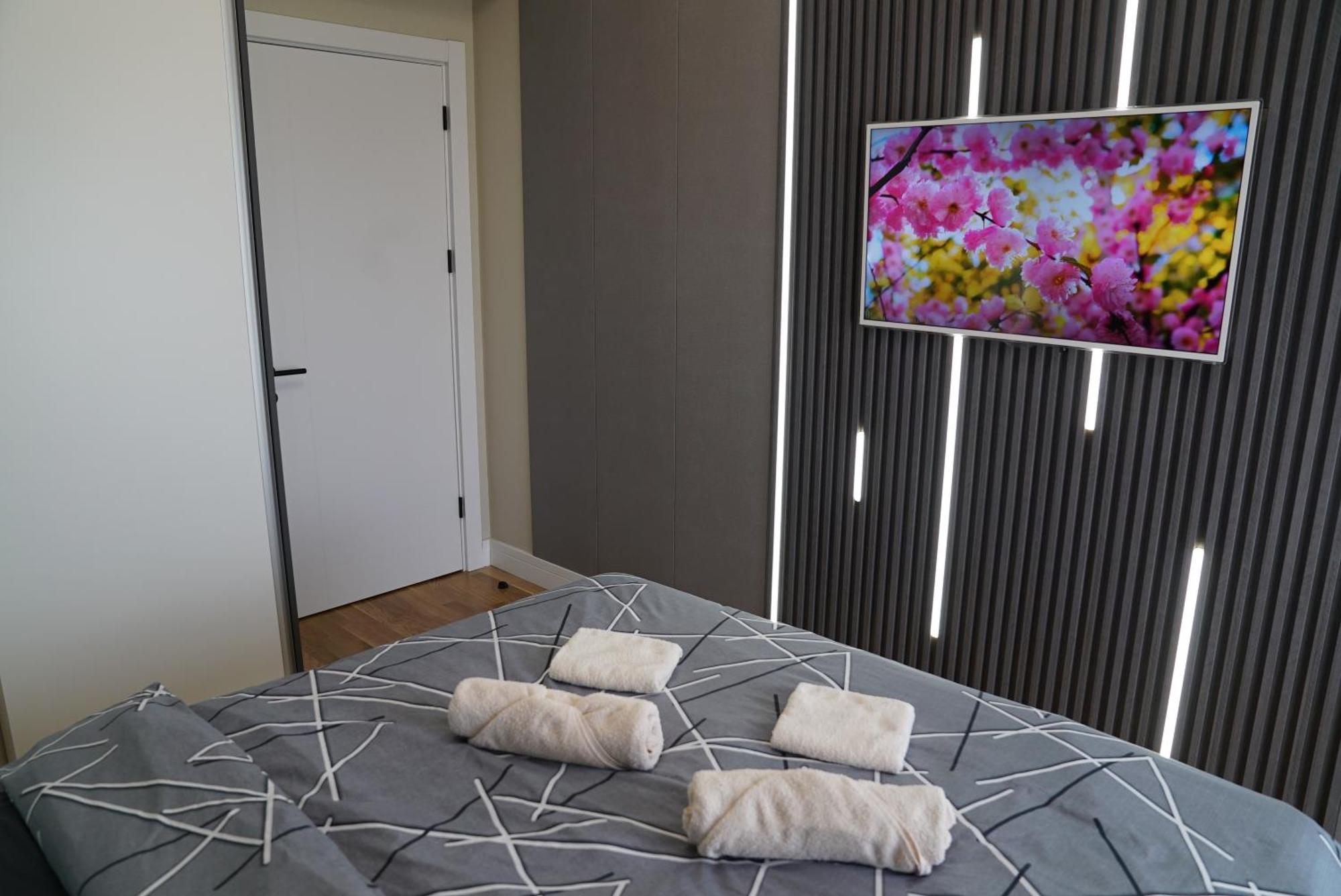 Diamond 72 Apartment , Skopje City - Center, Diamond Residences, Free Parking Kültér fotó