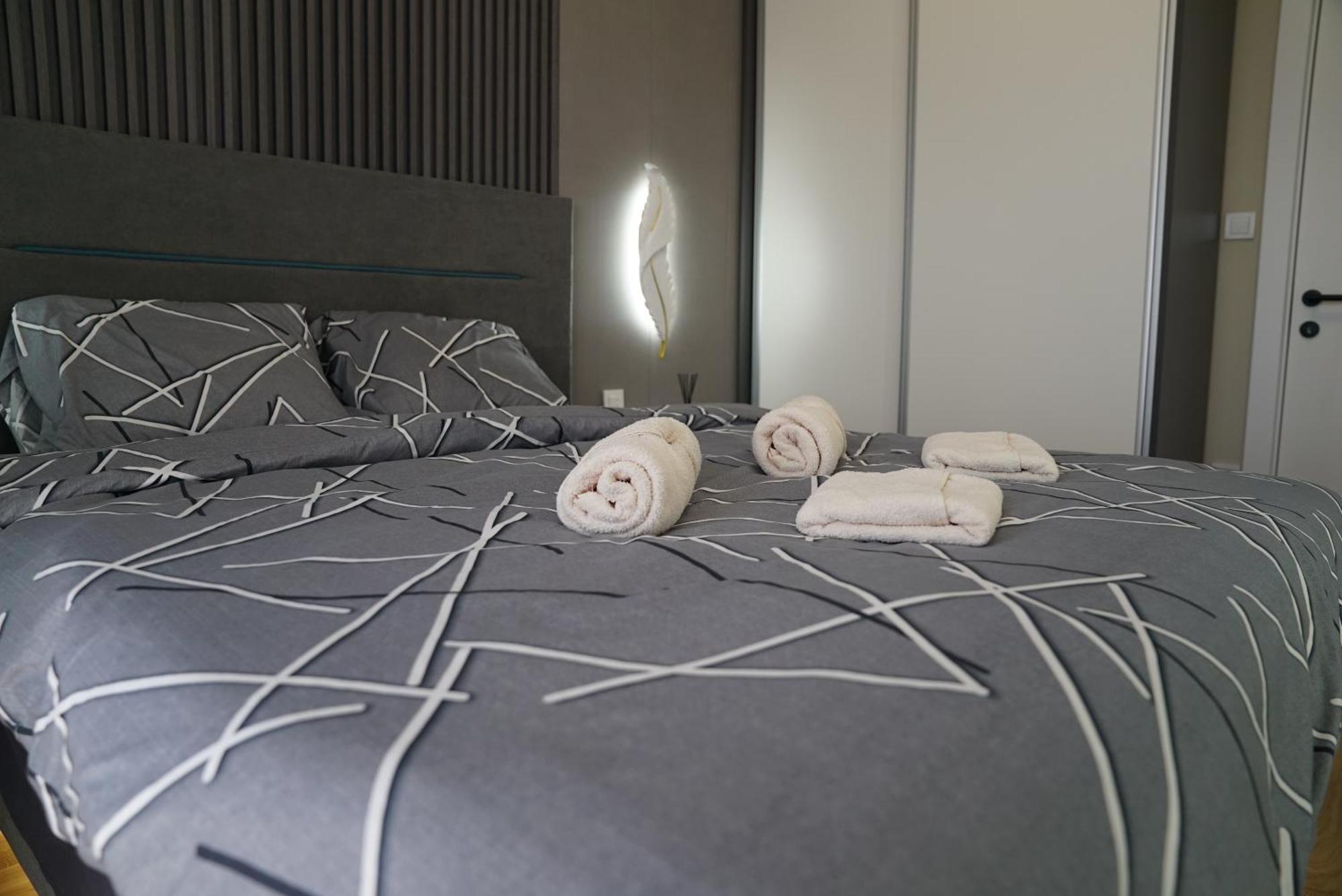 Diamond 72 Apartment , Skopje City - Center, Diamond Residences, Free Parking Kültér fotó